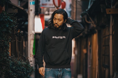 R-指定（Creepy Nuts）