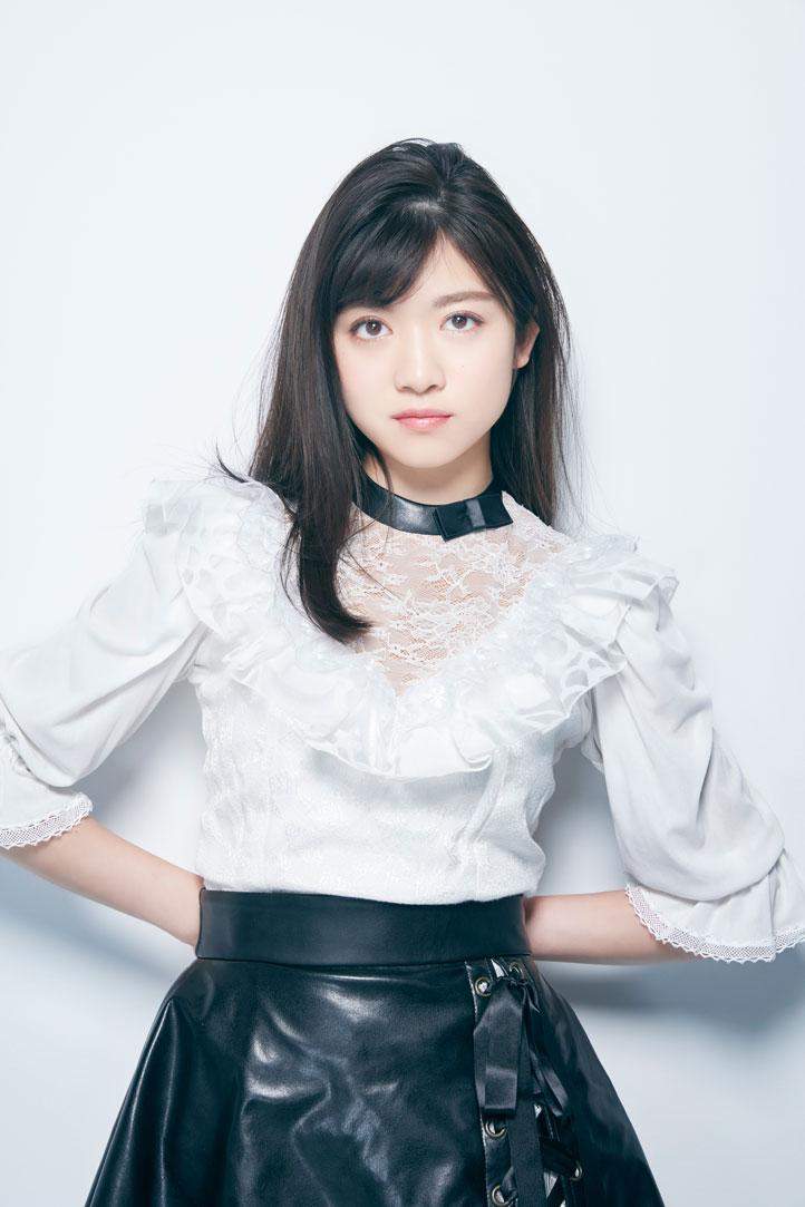 新井ひとみ