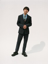 「SPUR」6月号「永瀬廉 君までの距離」より。（撮影：Yuichi Akagi＜eight peace＞）