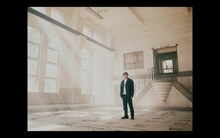 杉山清貴「Other Views」ミュージックビデオより。