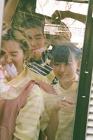 「yarden+」第2弾ルックブックより。