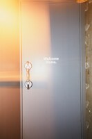 LIVE HAUSのフロアへと続く扉。