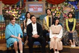 左からMatt、Ami、小柳心、岸天智、西尾咲々、薬丸玲美。(c)NTV