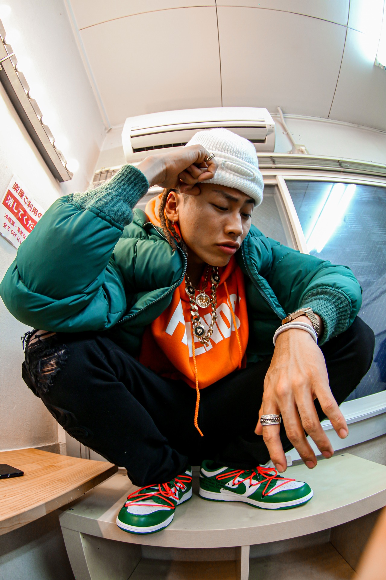 ￥ellow Bucks