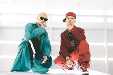 左からVERBAL、JP THE WAVY。