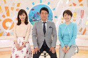 フジテレビ系「めざましどようび」出演者。左から久慈暁子、佐野瑞樹、西山喜久恵。 (c)フジテレビ