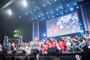 「青春高校3年C組 デビューKICKOFFライブ～どんな夢にも一歩目がある～」の様子。