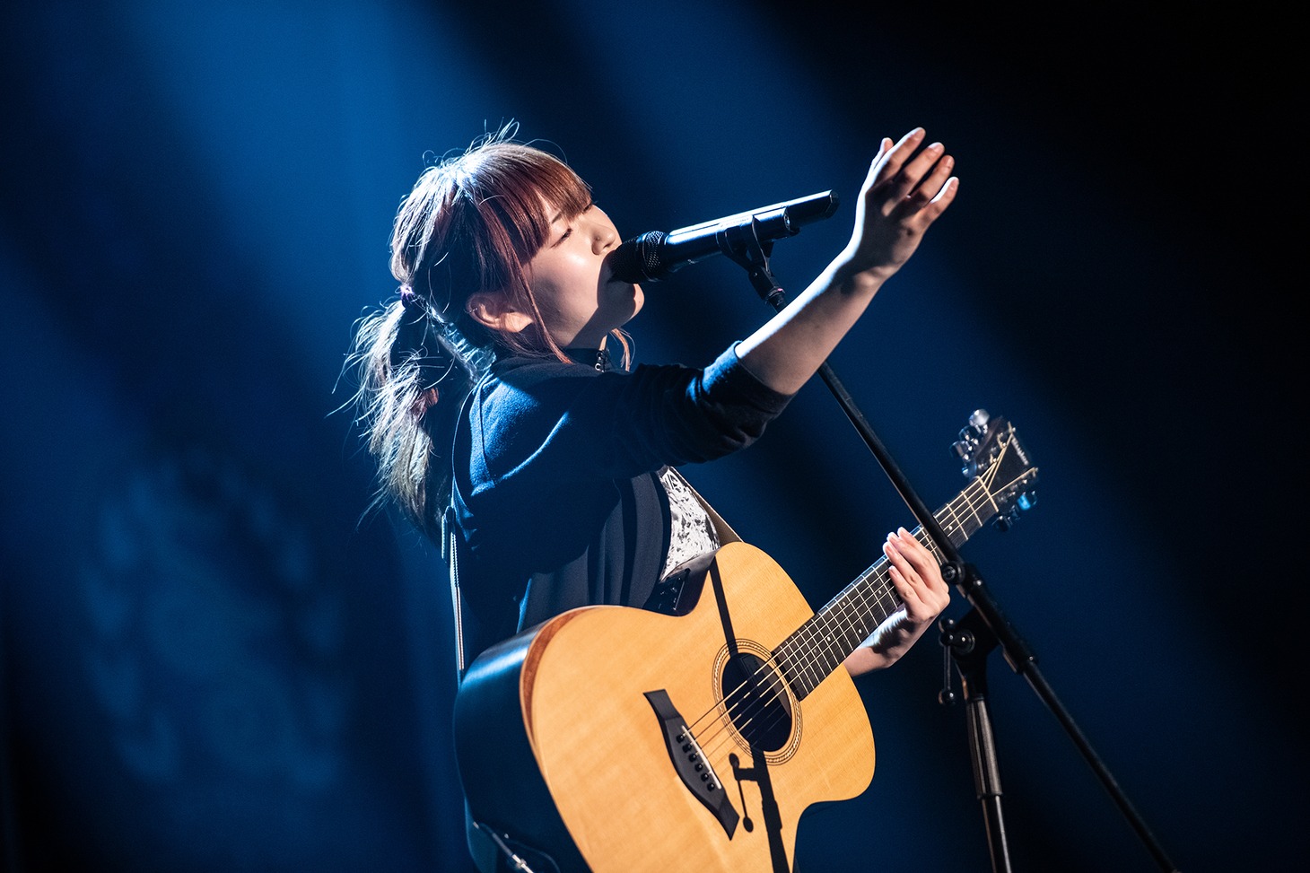 涌嶋茜（青春高校3年C組軽音部・地球の音）