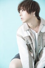 「『auスマートパスプレミアム』蒼井翔太計79曲配信記念インタビュー」より。