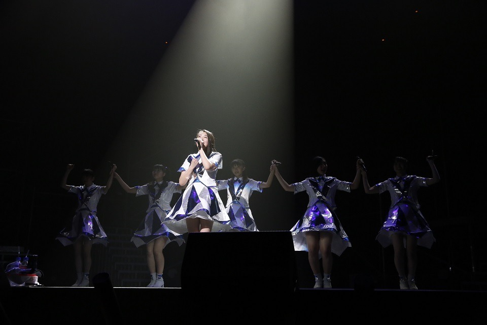 「私立恵比寿中学新春大学芸会 ～ebichu pride～」の様子。（写真提供：ソニーミュージックレーベルズ）
