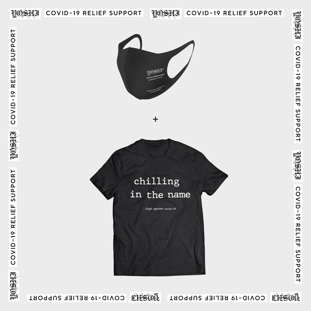 YOSHIが制作したチャリティTシャツとマスク。