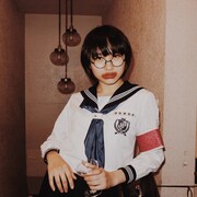 新しい学校のリーダーズ「オトナブルー」配信ジャケット