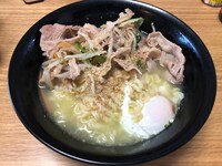 澤部渡（スカート）特製インスタントラーメン。