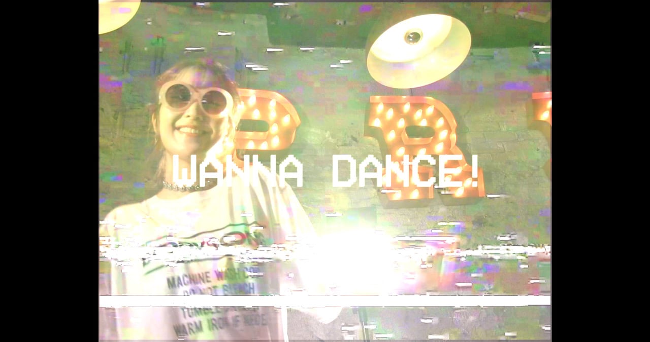 HALLCA、ライブで人気のディスコチューン「WANNA DANCE!」MV公開