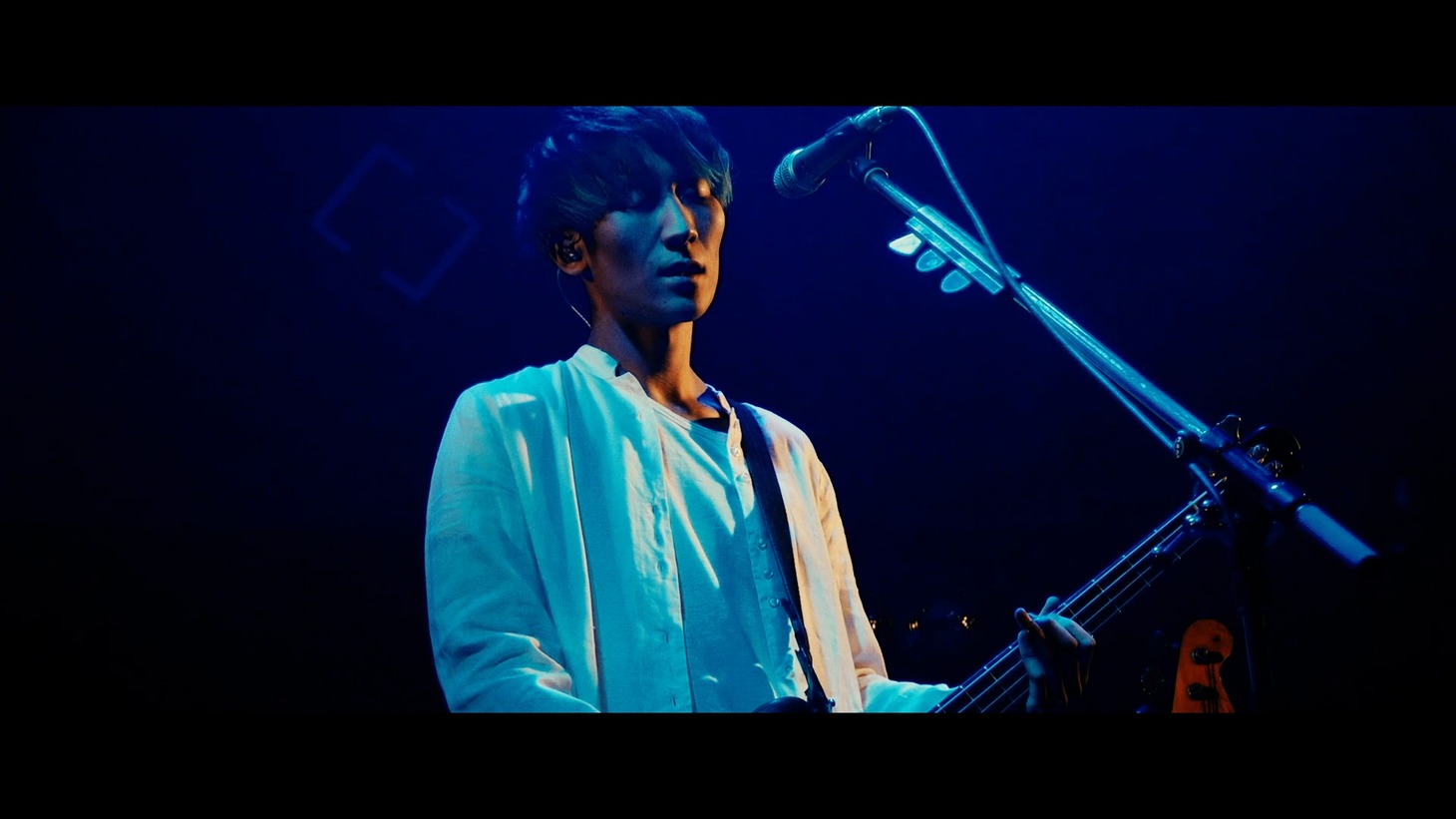 シナリオアート「[Chapter #18]-10th anniversary finale-」より。