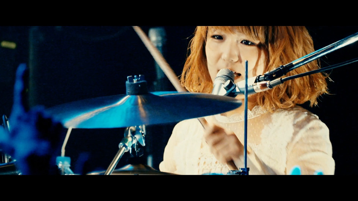 シナリオアート「[Chapter #18]-10th anniversary finale-」より。