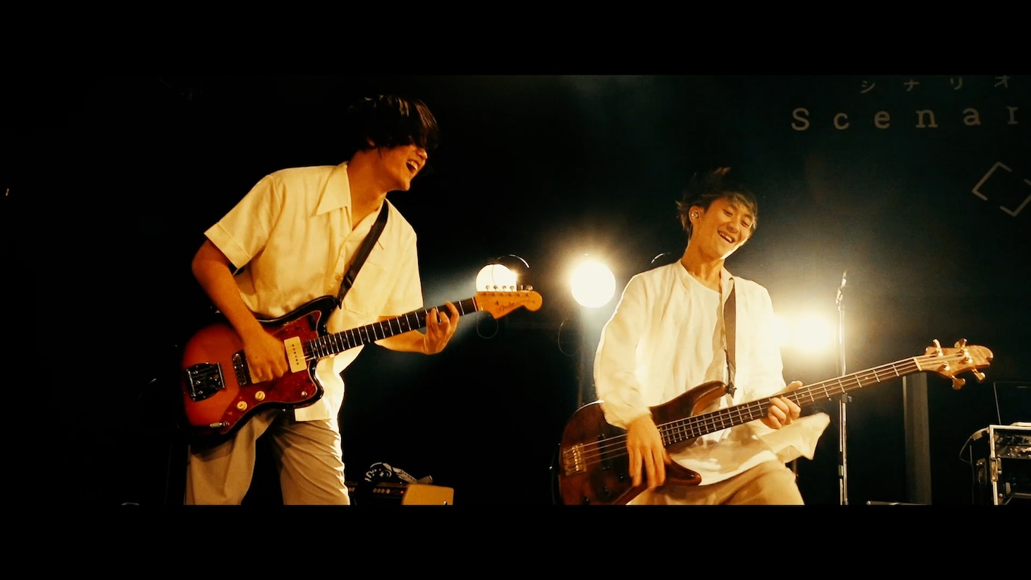 シナリオアート「[Chapter #18]-10th anniversary finale-」より。