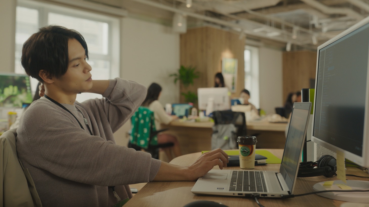 マウントレーニア新テレビCM「ほどいて、すすめ。」編レコーディング動画より。