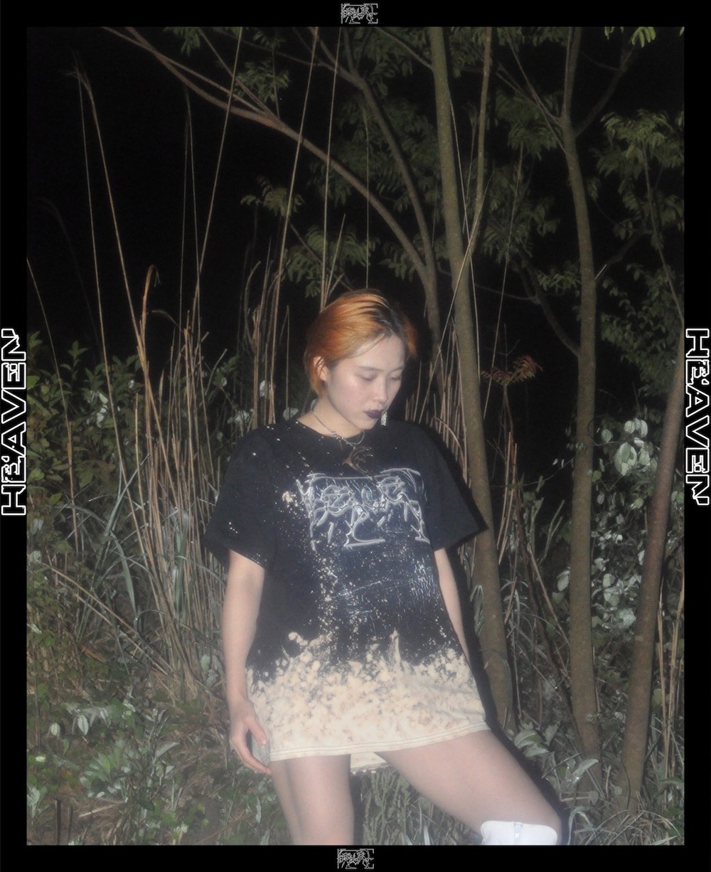 「HEAVEN TEE 2020 （BLEACHED VER）」ルック