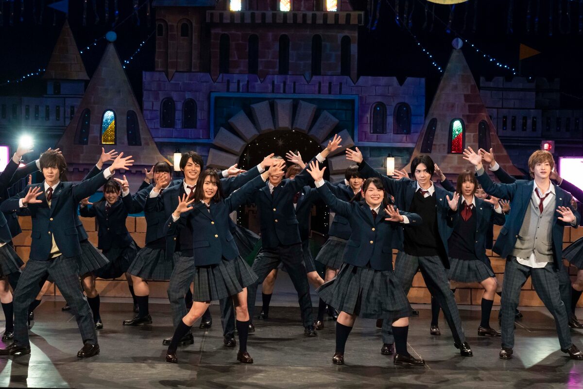 Girls2が歌う 私モテ 主題歌のスペシャルムービー公開 動画あり 音楽ナタリー