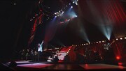 鈴木雅之の中野サンプラザホール公演の様子。
