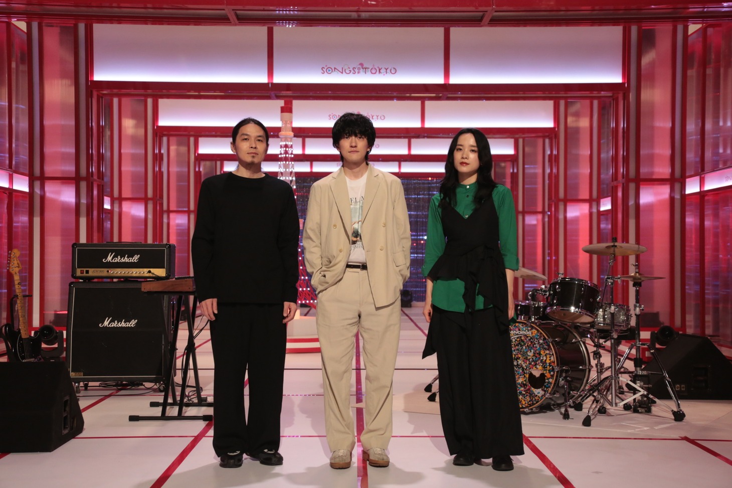 雨のパレード（写真提供：NHK）