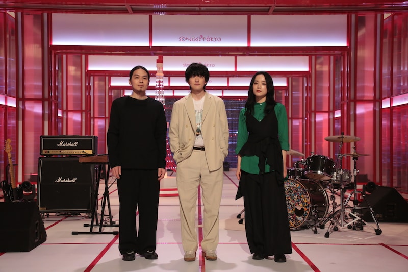 雨のパレード（写真提供：NHK）