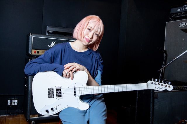 SILENT SIREN・すぅが愛するギター | 愛する楽器 第21回 - 音楽 