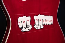 すぅ（SILENT SIREN）のテレキャスター。