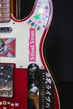 すぅ（SILENT SIREN）のテレキャスター。