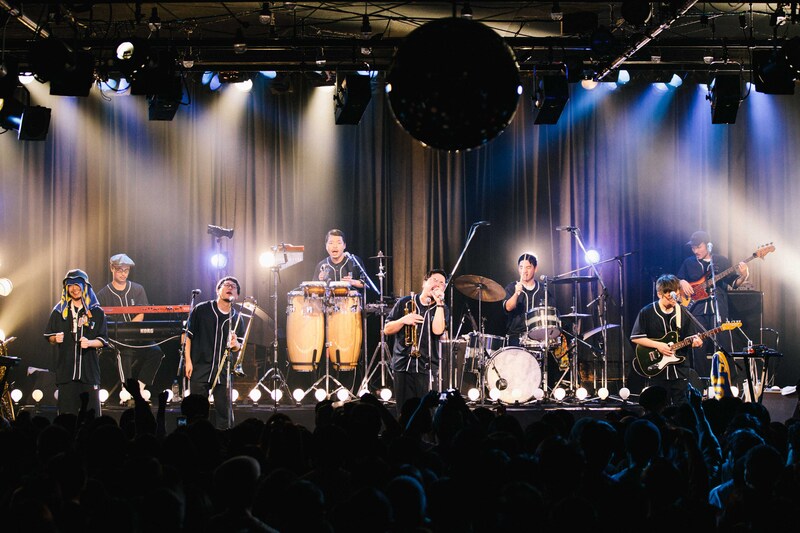 思い出野郎Aチーム(撮影:廣田達也)