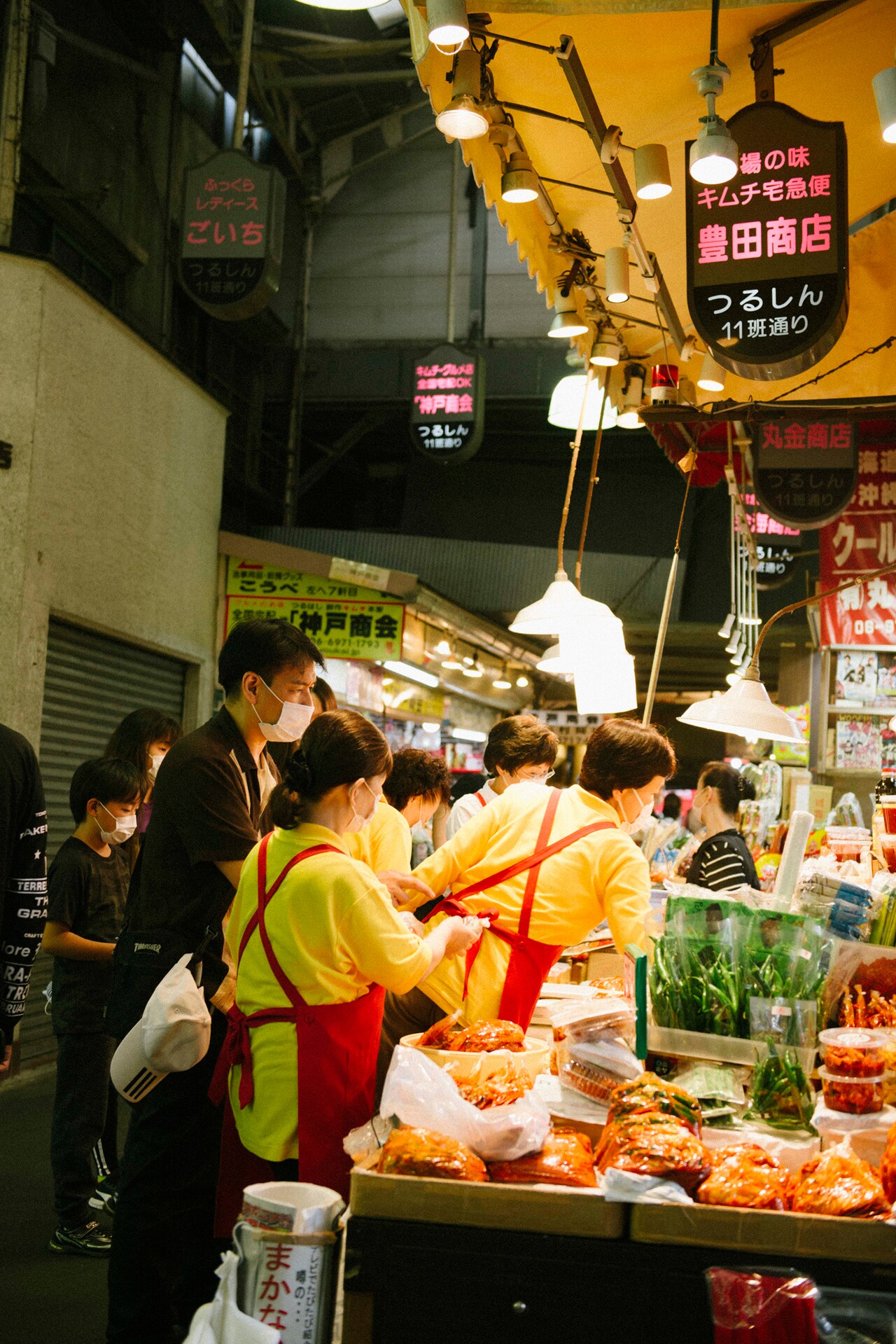 豊田道倫、バンド編成の新曲「明るい夜」配信