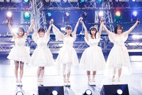 「こぶしファクトリー ライブ 2020 ～The Final Ring!～」より。(c)テレビ朝日