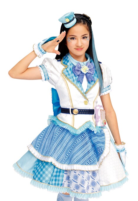 青瀬コハナ / ラブパトブルー役の山下結衣。