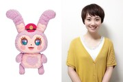 左からラブピョコ、ラブピョコに声を当てる上條沙恵子。