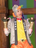 パック役のBOB。