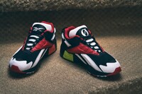 「Reebok × N0IR INTVL 96」