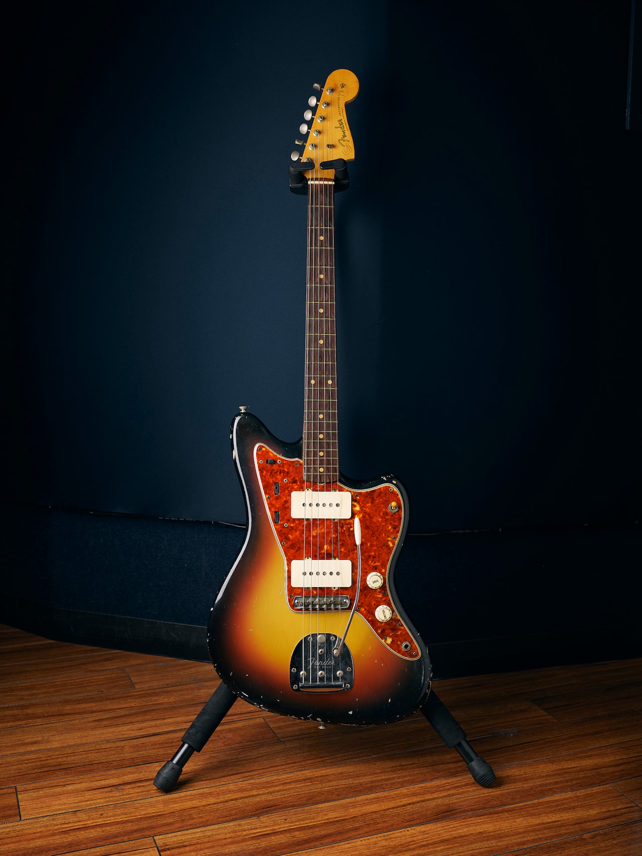加山雄三所有のFENDER Jazzmaster（詳細な年式不明）。