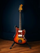 加山雄三所有のFENDER Jazzmaster（詳細な年式不明）。