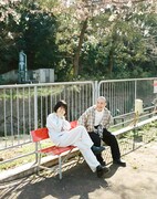 左からカネコアヤノ、KID FRESINO。