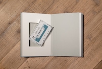 ヨルシカ「盗作」初回限定盤パッケージ内容