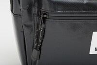 「日本野鳥の会 防水ショルダーバッグ」