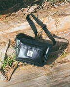 「日本野鳥の会 防水ショルダーバッグ BOOK」より。（撮影：女鹿成二）