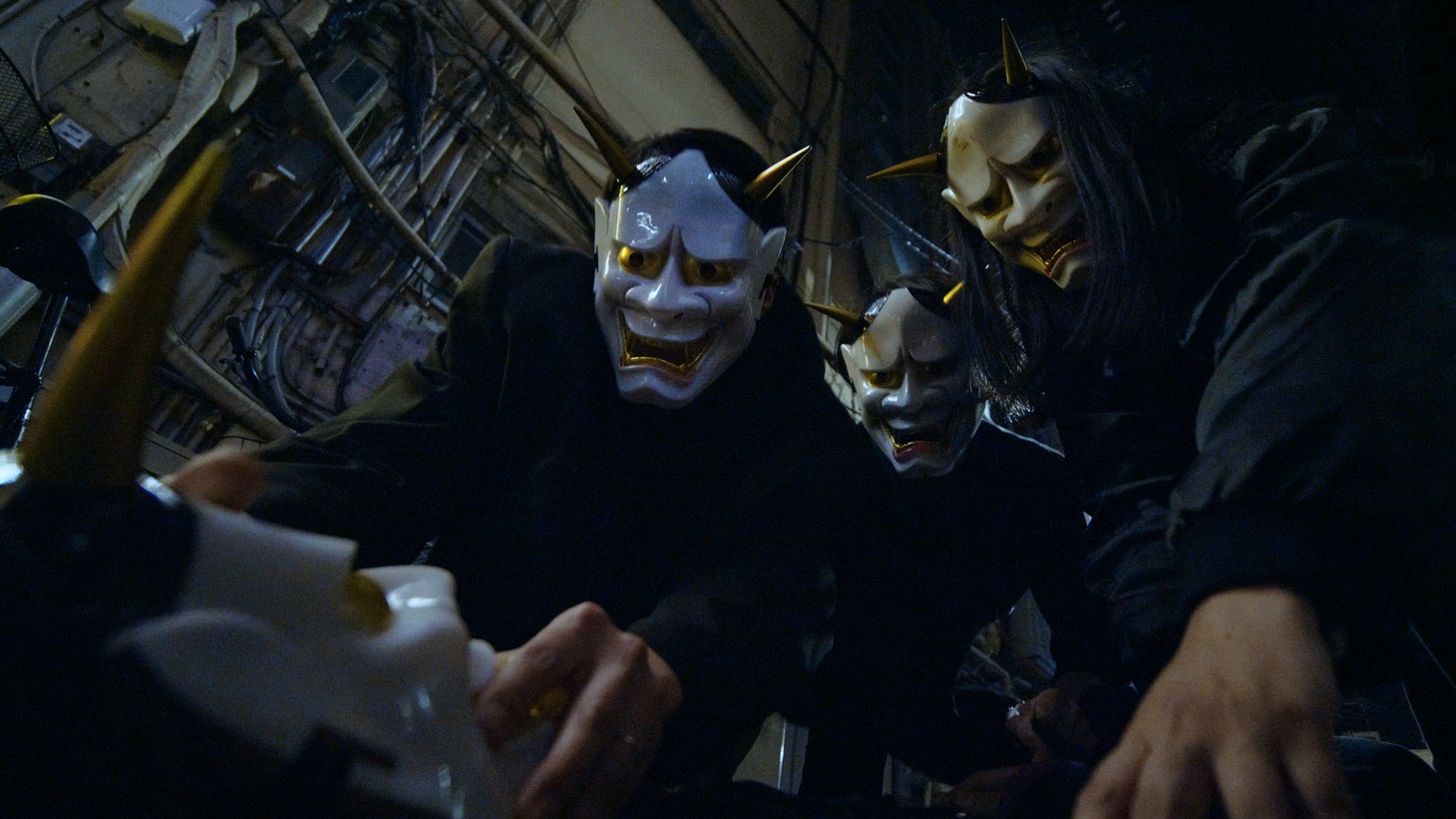 Rinsaga「突破-T.P.A」ミュージックビデオより。