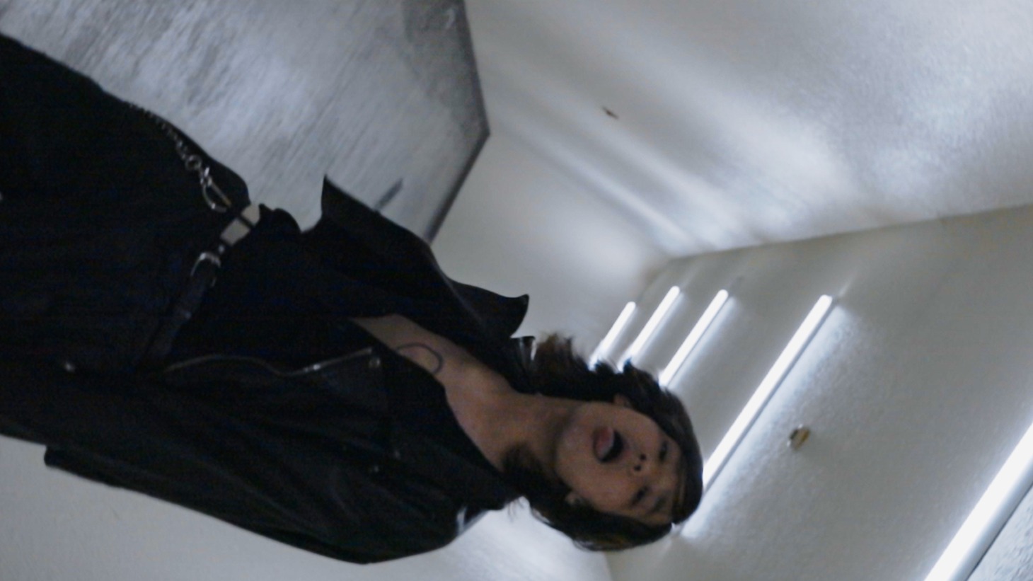 Rinsaga「突破-T.P.A」ミュージックビデオより。