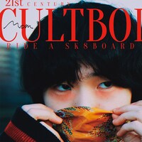 Mom「21st Century Cultboi Ride a Sk8board」ジャケット
