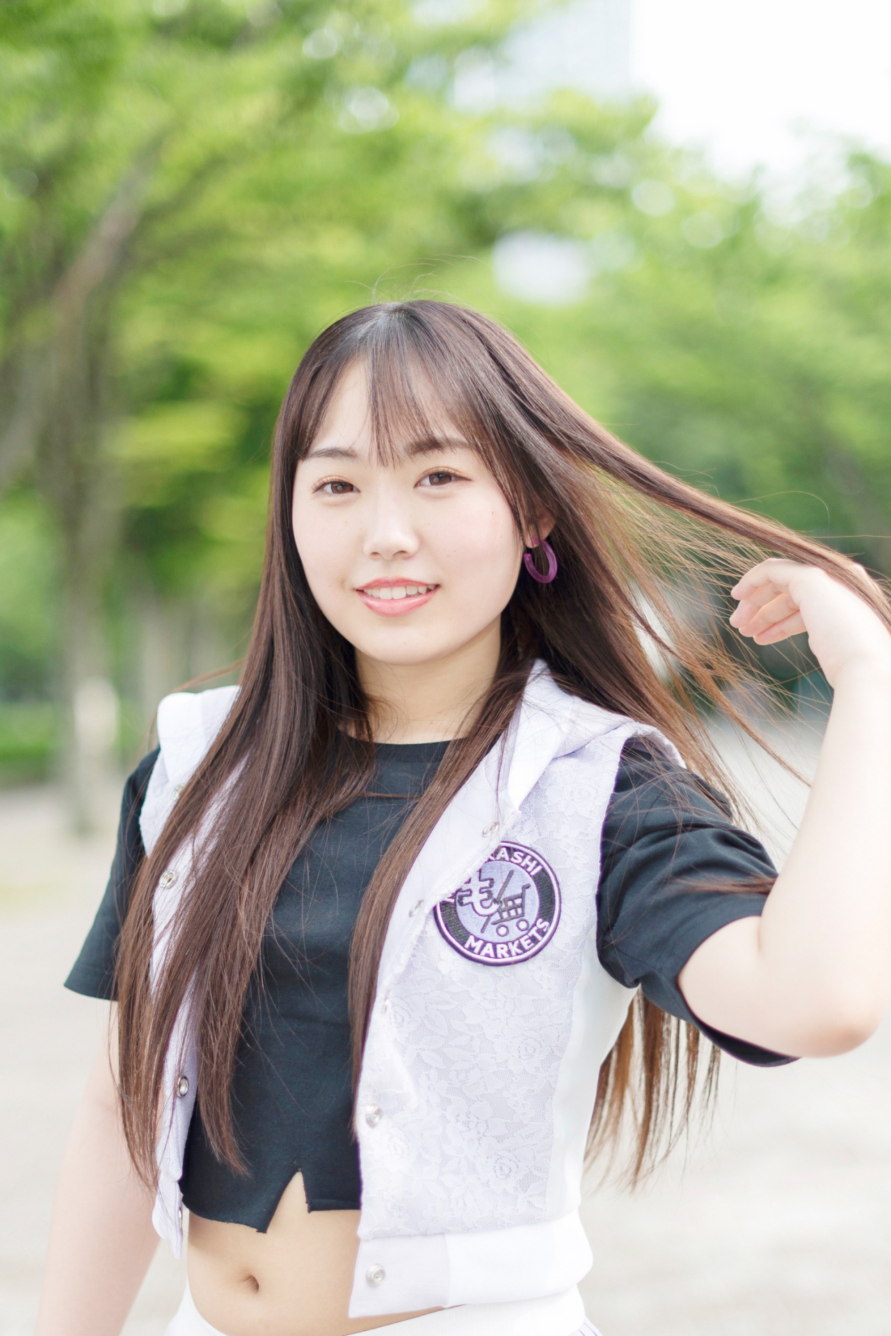 華村綾