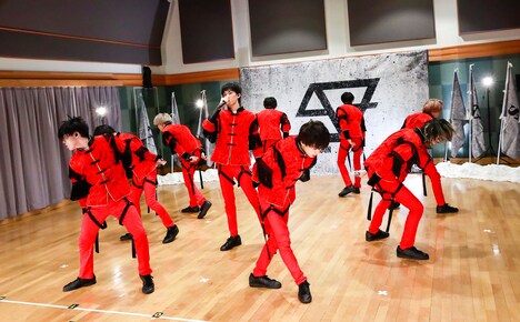 SUPER★DRAGON（撮影：笹森健一）