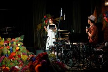 FLOWER FLOWER配信ライブ「インコの気まぐれ」より。