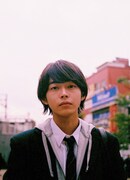 TOKYO MX「スイーツ食って何が悪い！」より倉悠貴。 (c)ソニー・ミュージックエンタテインメント (c)2020「スイーツ食って何が悪い！」